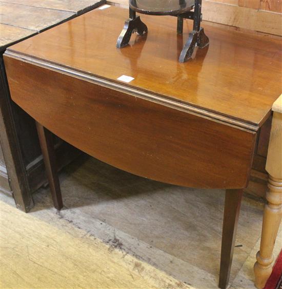 Mahogany Pembroke table